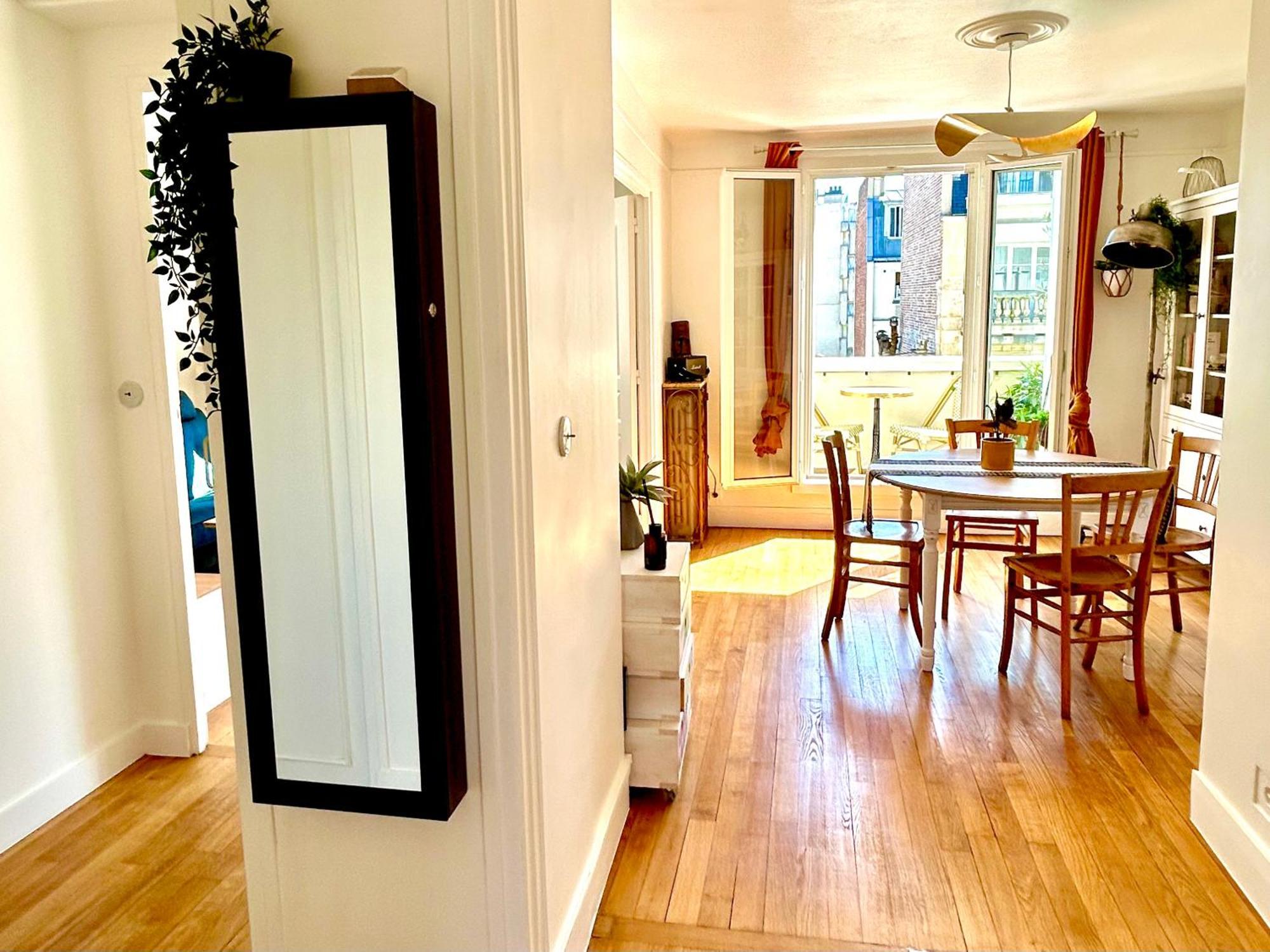 Appartamento Charming Parisian Flat Near Eiffel Tower - 3 And Balcony Parigi